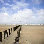 Duplex At With Stunning Sea Views *