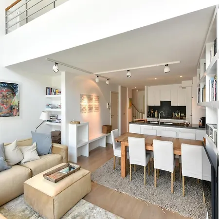 Duplex At With Stunning Sea Views 크노케-하이스트