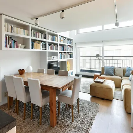 아파트 Duplex At With Stunning Sea Views