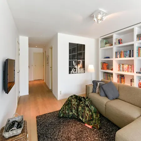 Duplex At With Stunning Sea Views 아파트