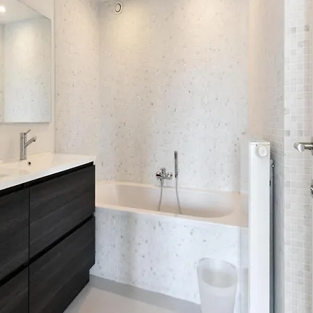 아파트 Duplex At With Stunning Sea Views *