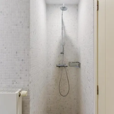 Duplex At With Stunning Sea Views 아파트