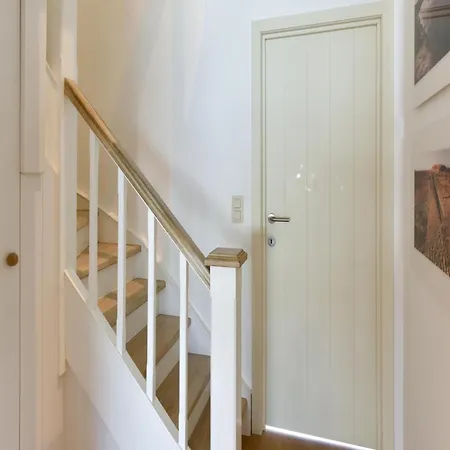 아파트 Duplex At With Stunning Sea Views 크노케-하이스트