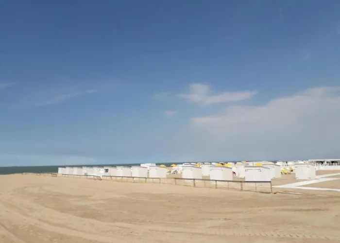 Duplex At With Stunning Sea Views *